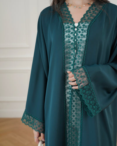 Dana teal green