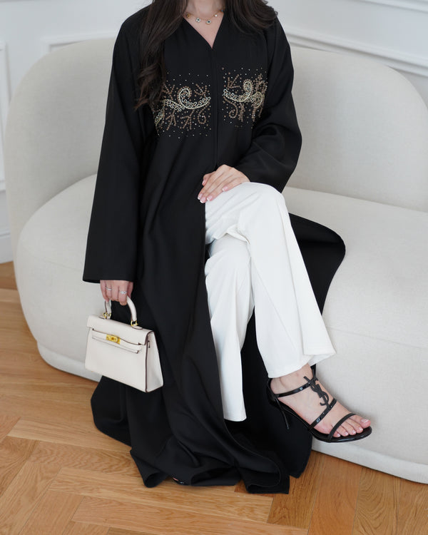 Najwa black abaya