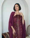 Noor Burgundy