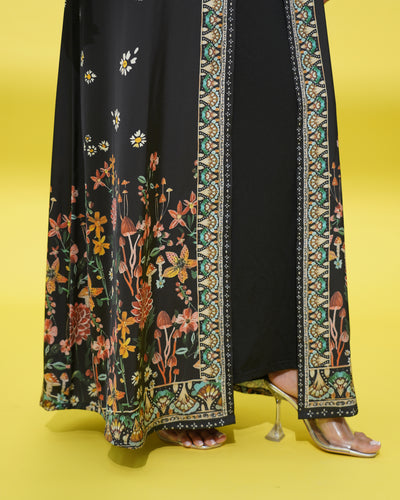 Zahra abaya