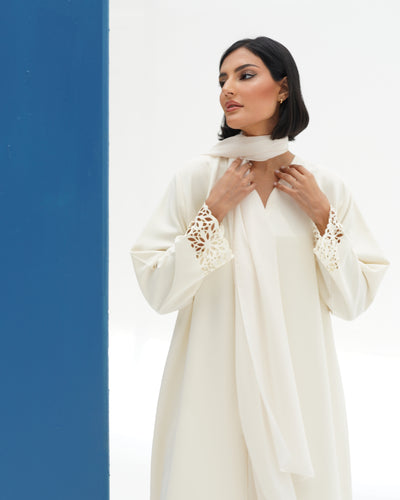Lamis white